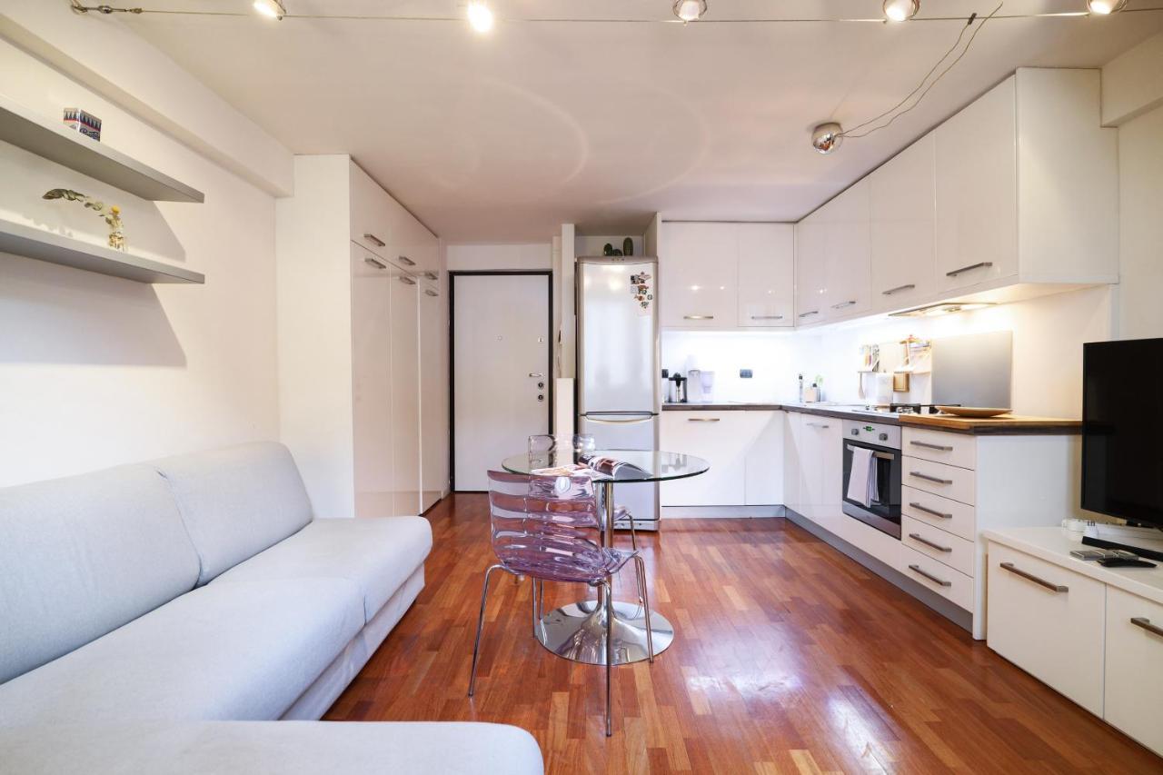 Contempora Apartments - Saronno 3 มิลาน ภายนอก รูปภาพ